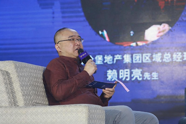 jimeng-2026-04-20-9285-去图片1掉图片右下角的logo,图片尺寸不变