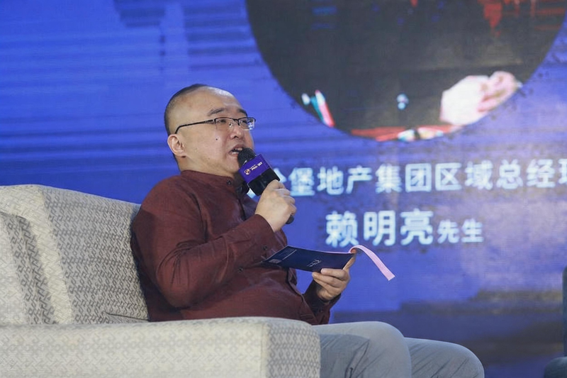 jimeng-2026-04-20-9285-去图片1掉图片右下角的logo,图片尺寸不变