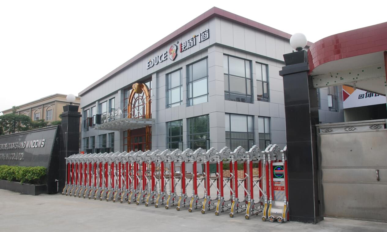 伊盾门窗厂家 伊盾门窗厂家