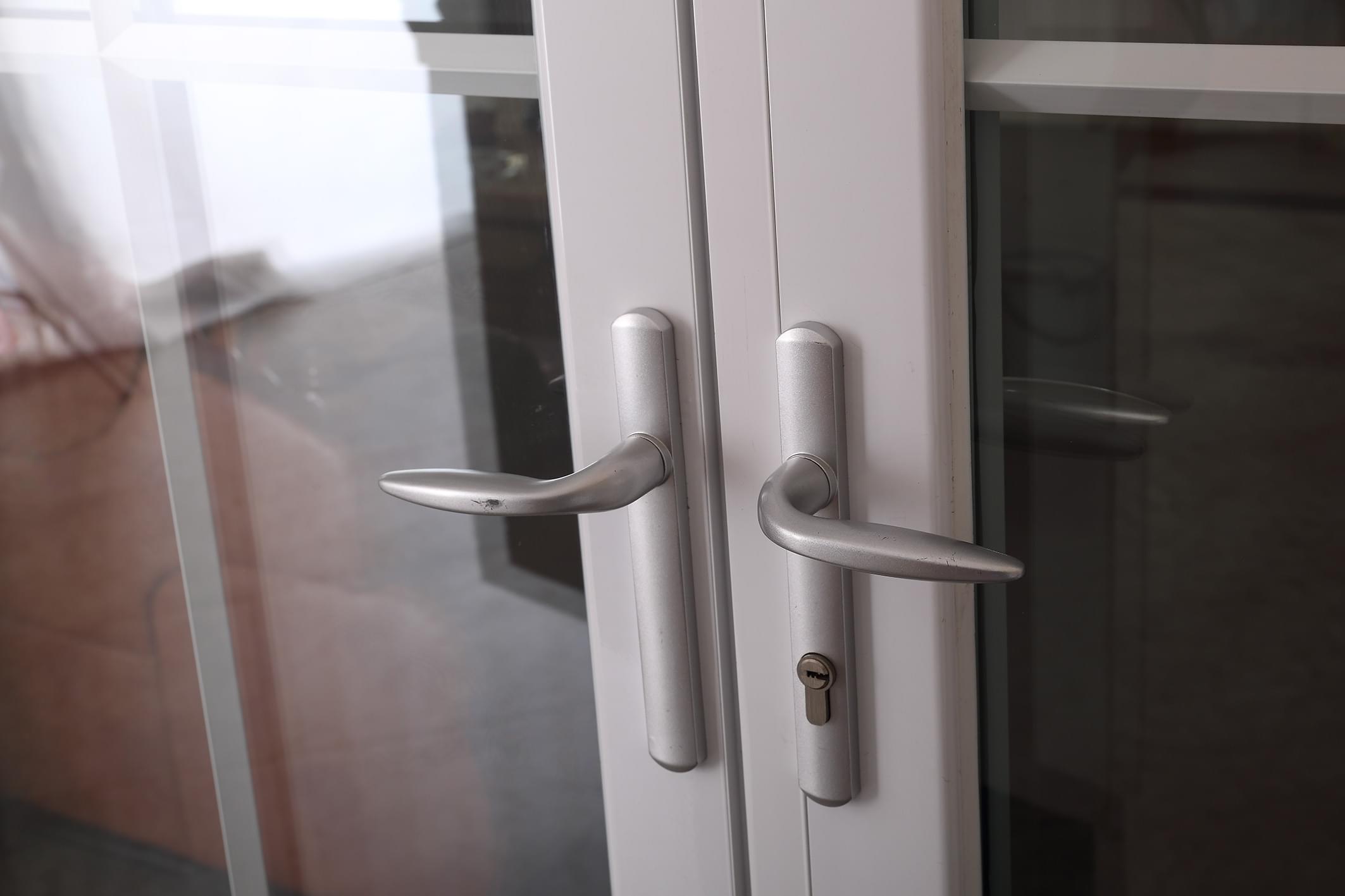 2.0高气密对开门 2.0高气密对开门