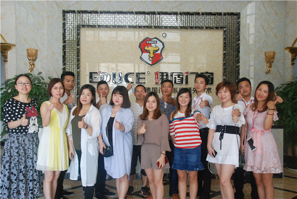 门窗代理 门窗代理