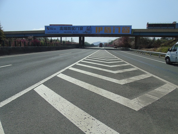 防扰门窗